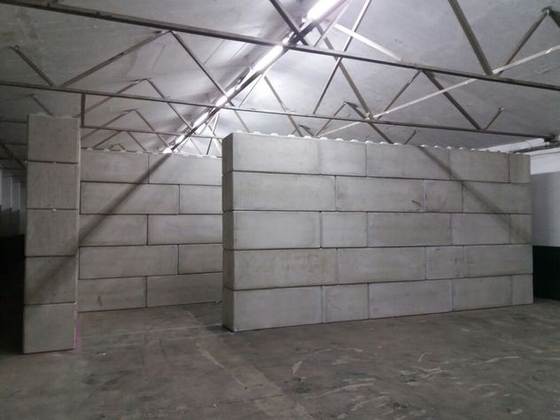 Rastersteine Colemanit im AiNT-Laboraufbau